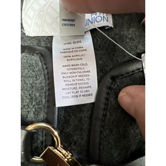 NWT 14th‎ & Union Women’s Poncho Gray Fall Capelet, OS Dark Academia - Picture 5 of 5